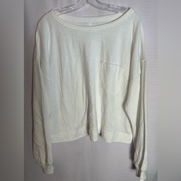 aerie Women’s White Long Sleeve oversized top, size M - Picture 1 of 5